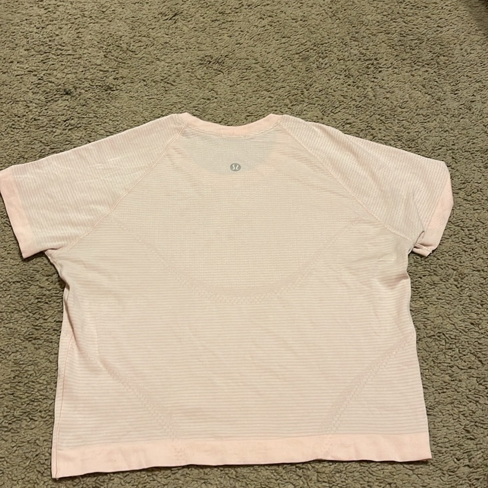 lululemon athletica Light Pink Short Sleeve Top - Picture 2 of 5